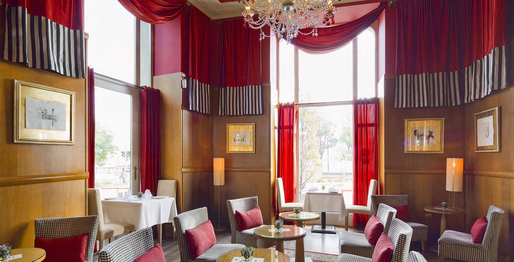 Hotel Mamaison Riverside 5*