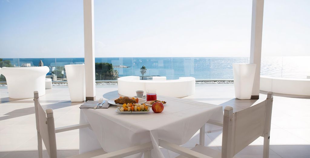 Bianco Riccio Suite Hotel 4*