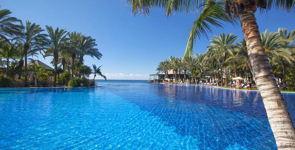 Hotel Lopesan Costa Meloneras 5*