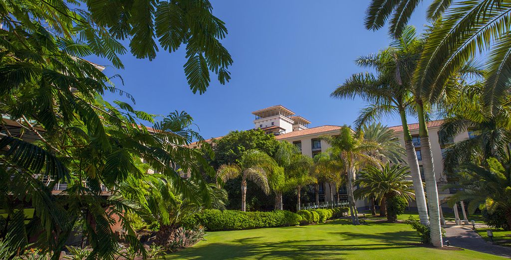 Hotel Lopesan Costa Meloneras 5*