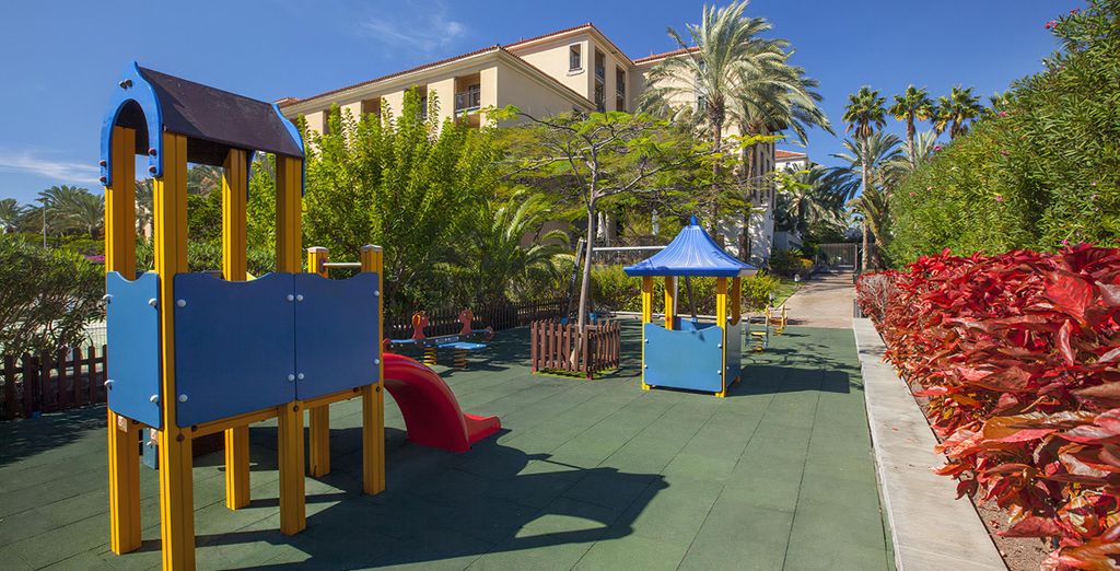 Hotel Lopesan Costa Meloneras 5*