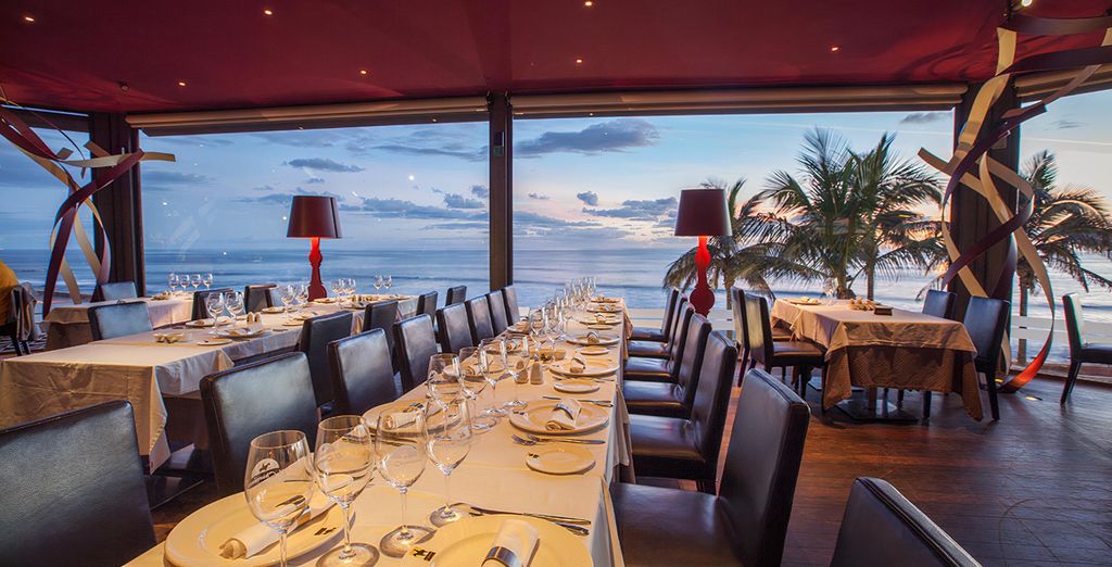 Hotel Lopesan Costa Meloneras 5*