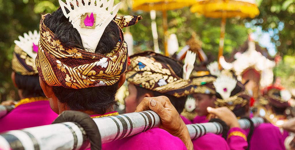 Tour privato: Scoperta del Paese con estensione balneare a Nusa Dua