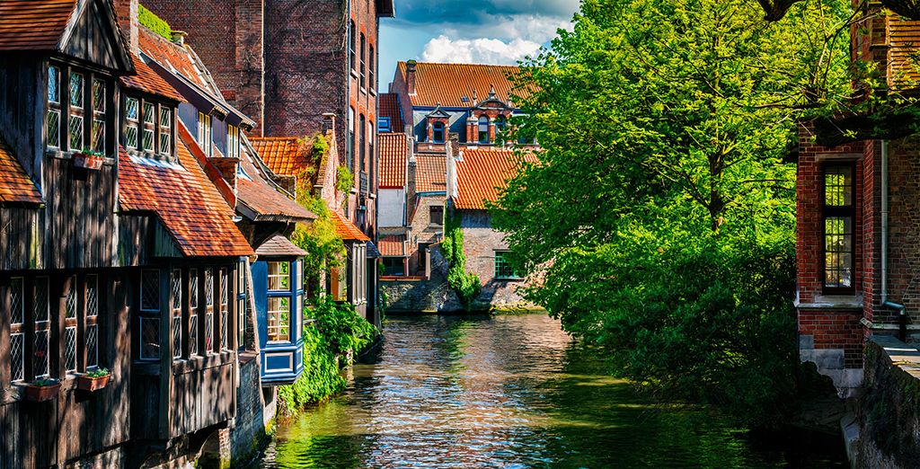 Hotel Aragon Bruges 4*