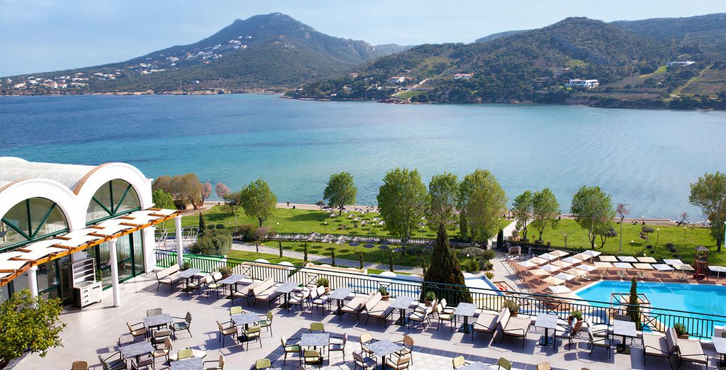 Dolce Attica Riviera 5*
