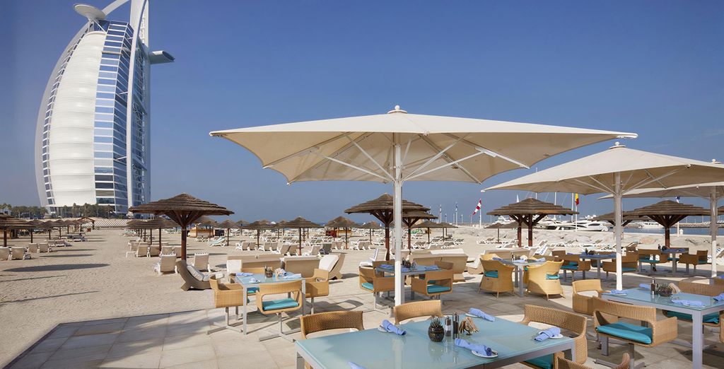 Jumeirah Beach Hotel 5*