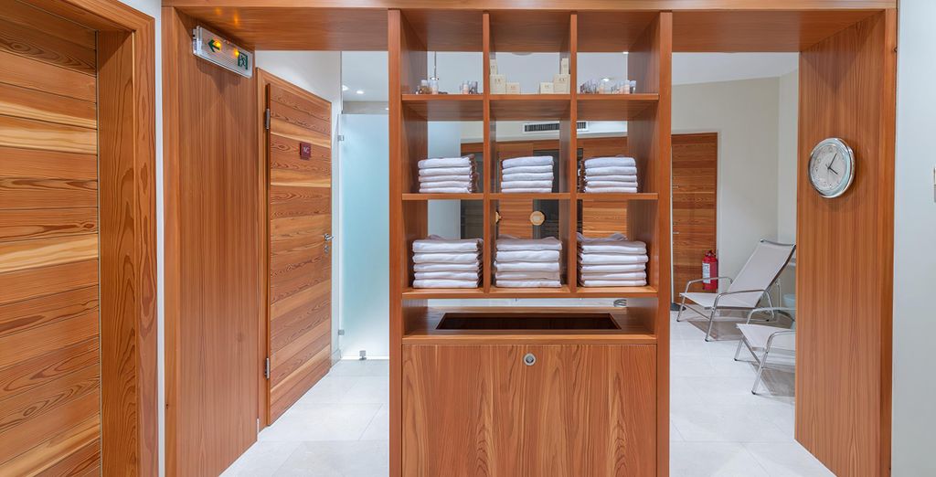 Hotel K+K Elisabeta 4* con tour privato dei castelli della Transilvania