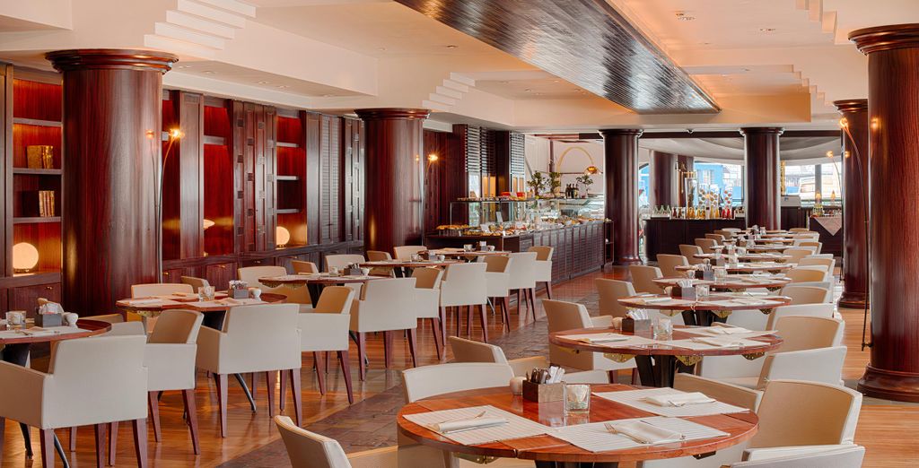 Hotel NH Collection Genova Marina 4*
