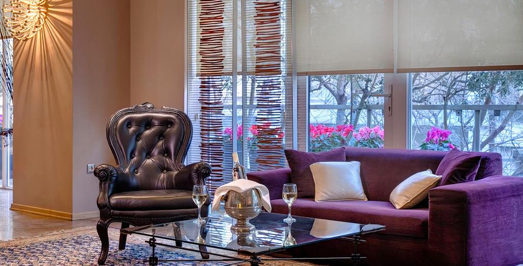 Polis Grand Hotel 4*