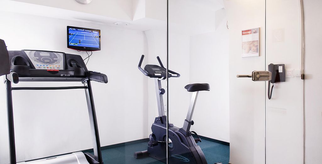 Opera Garden Hotel & Apartments 4*