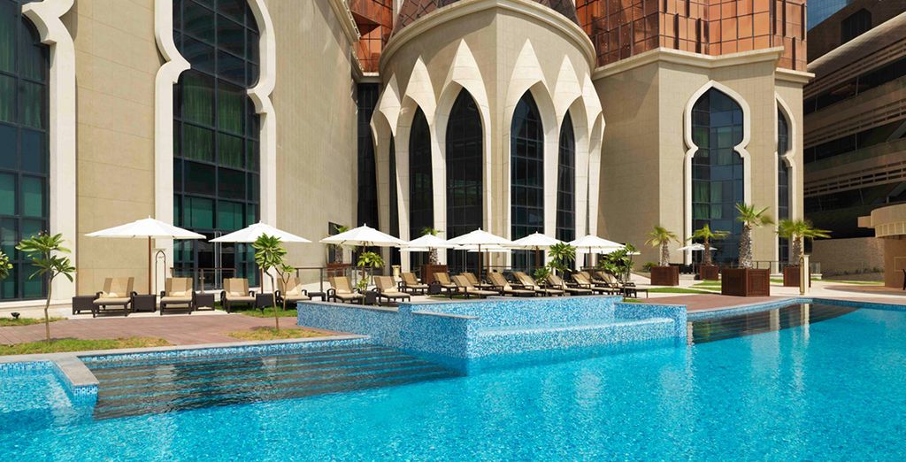 Bab Al Qasr Hotel 5*