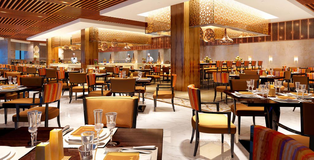 Bab Al Qasr Hotel 5*