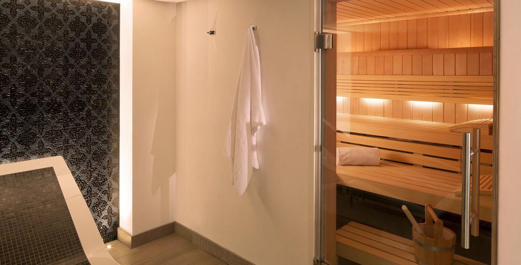 Hotel D Straßbourg 4*