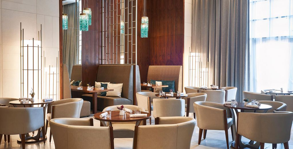 Hilton Dubai Al Habtoor City 5*