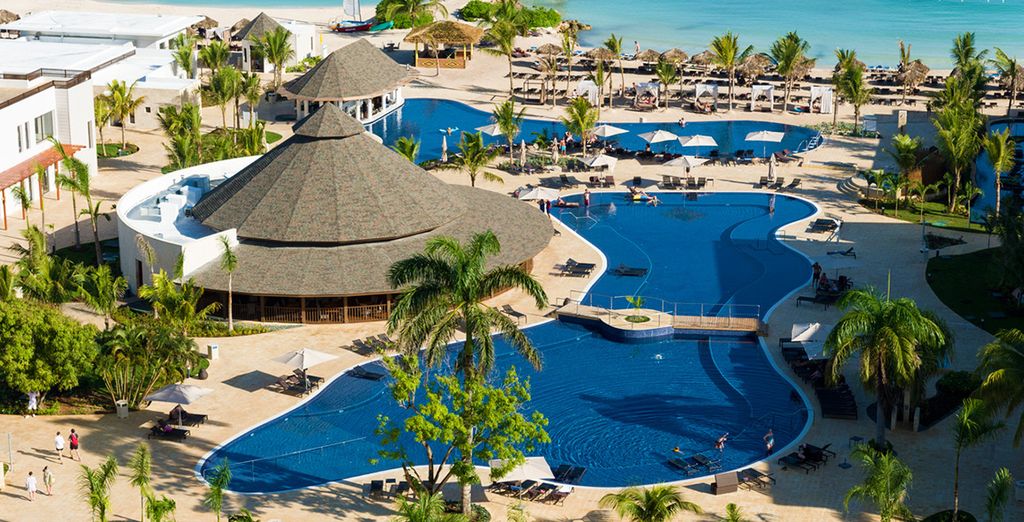 Royalton Blue Waters 5*