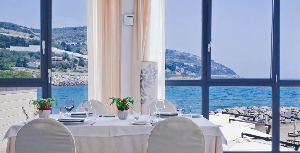 Hotel Riviera dei Fiori 4*