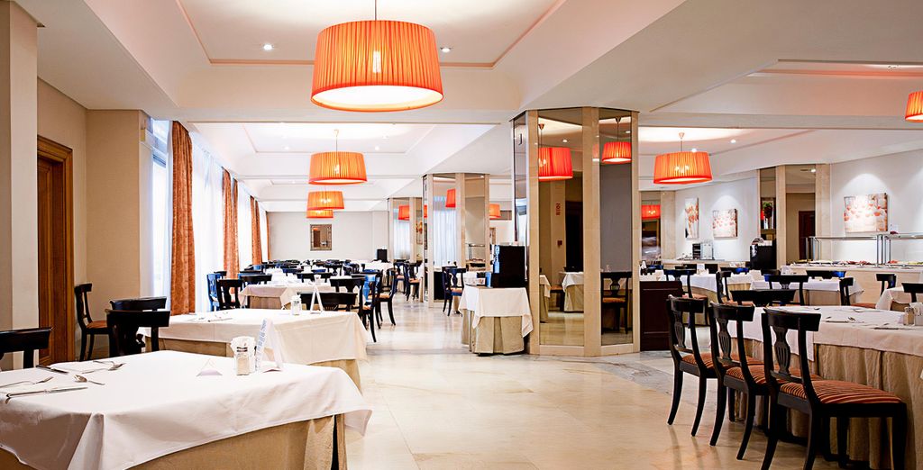 Hotel Hesperia Sevilla 4*
