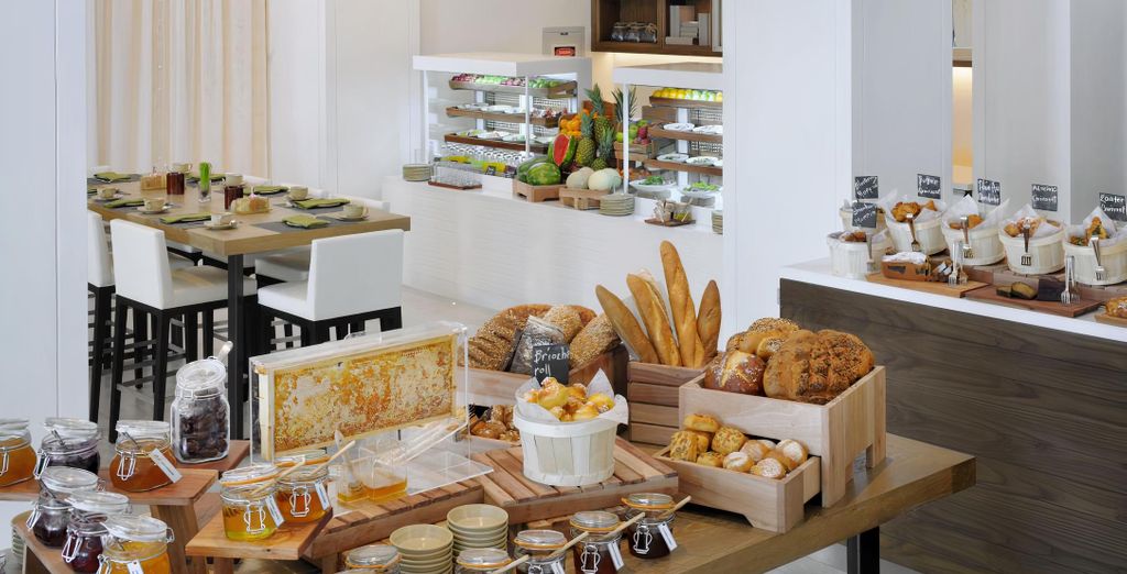 Combinato Address Beach Fujairah 5* e Vida Downtown Dubai 4*