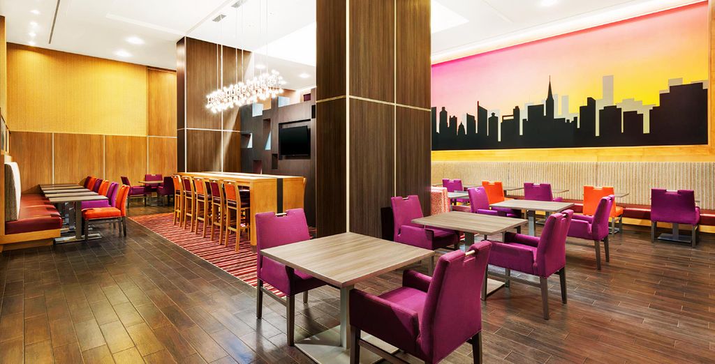 Partita NBA e soggiorno all'Hampton Inn Times Square Central
