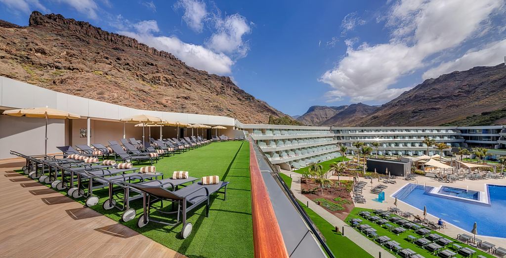Radisson Blu Resort & Spa Gran Canaria Mogan 5*