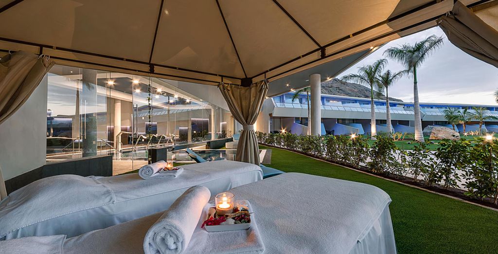 Radisson Blu Resort & Spa Gran Canaria Mogan 5*