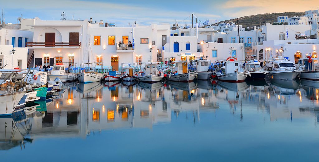 Tour tra Atene, Paros e Santorini di 8, 10 o 13 notti