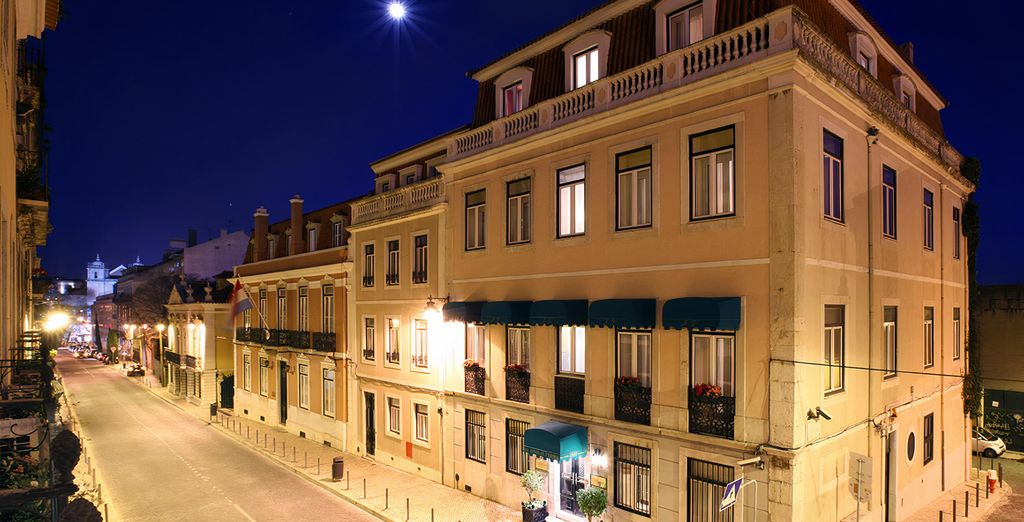 Hotel As Janelas Verdes 4*