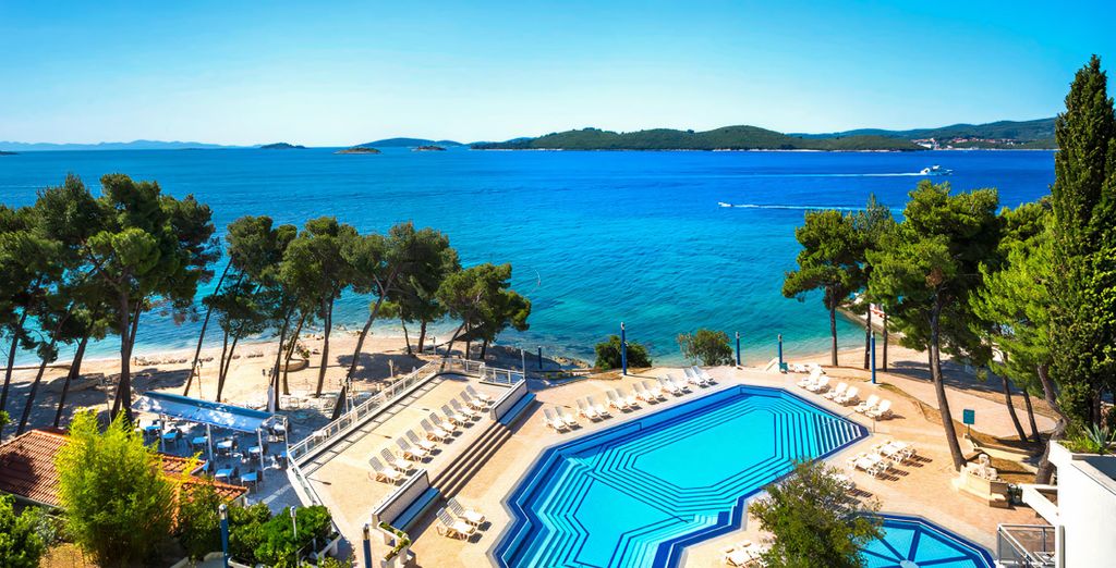 Aminess Grand Azur Hotel 4*