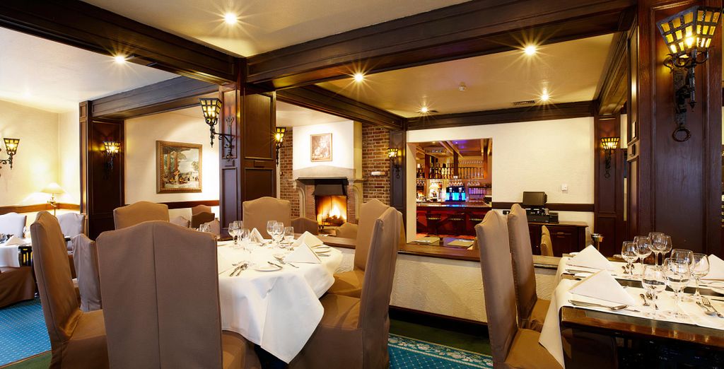 Hotel NH Bruges 4*