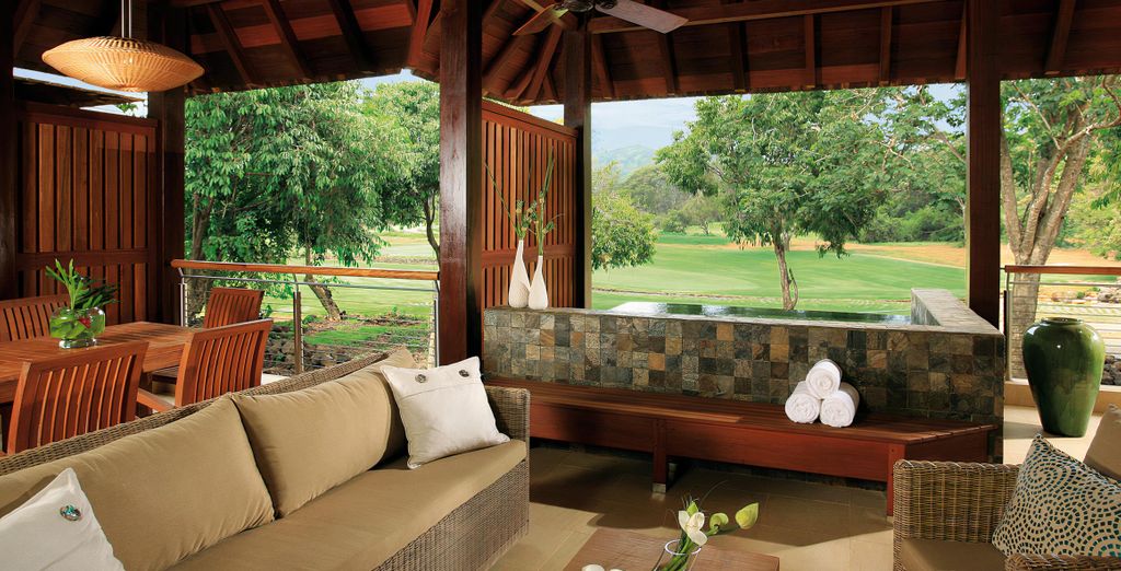 Hotel Anahita Golf & Spa Resort  5*