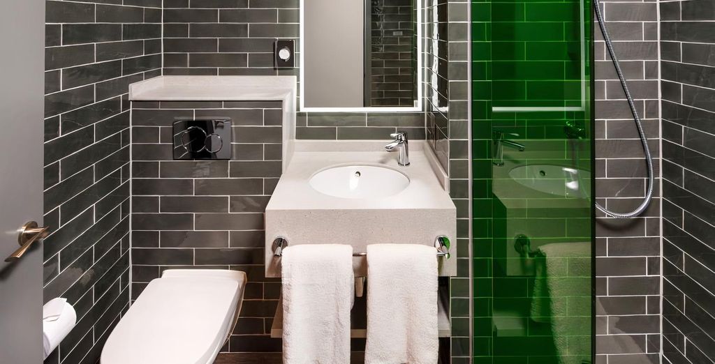Harry Potter Warner Brothers Studio Tour & Hotel Ibis Styles London Ealing