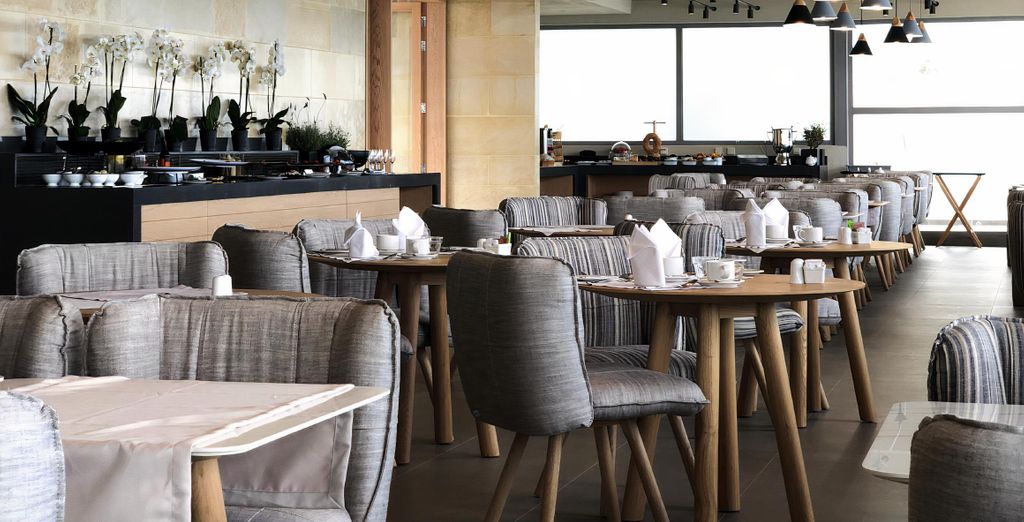 Ikones Seafront Luxury Suites 5* - Adults Only