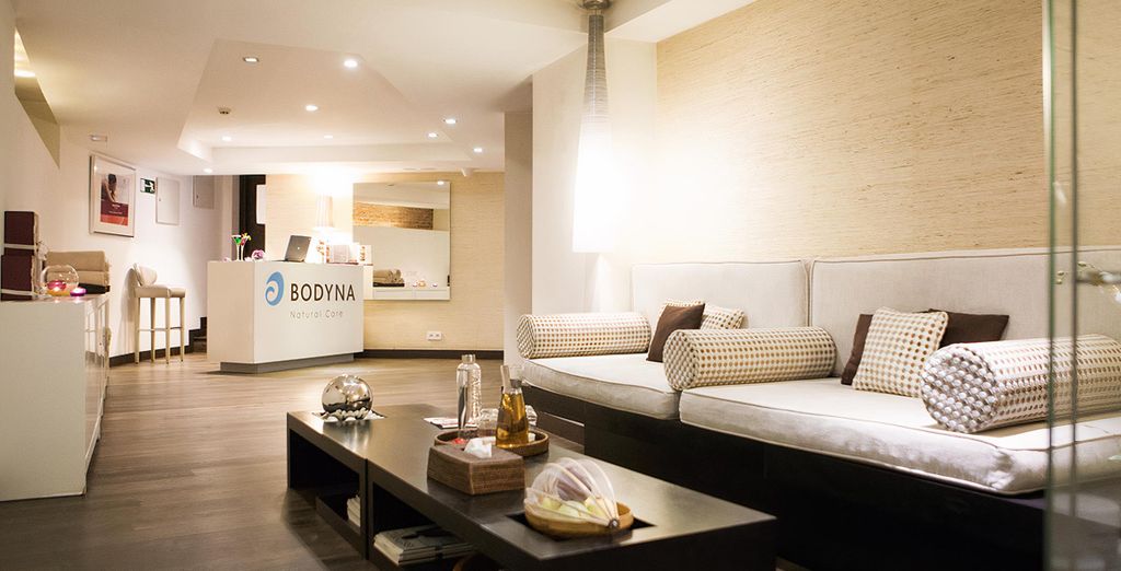 Hotel Hospes Puerta de Alcala 5*