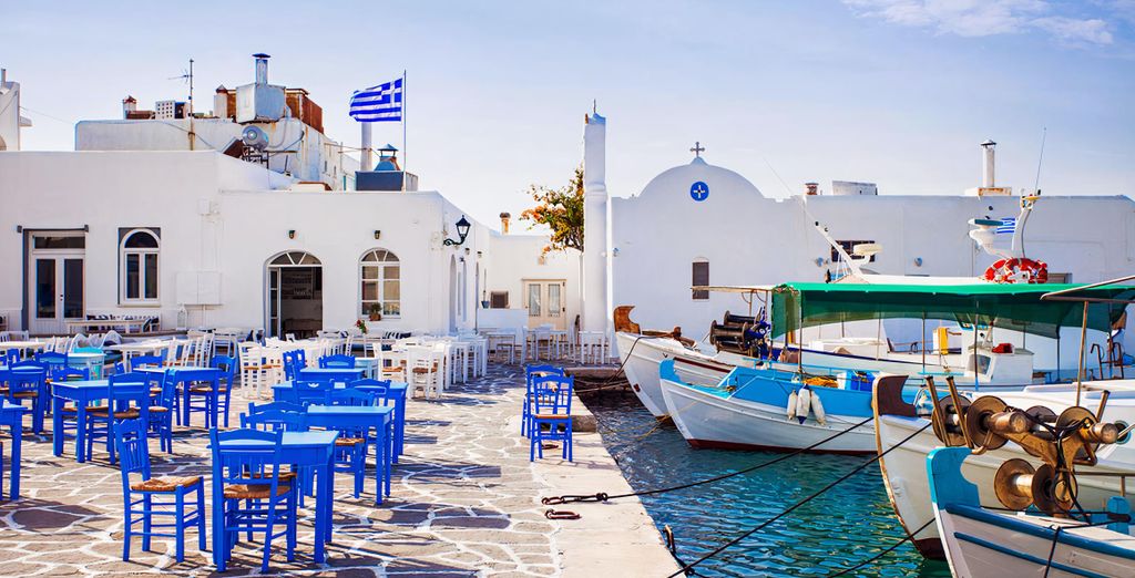 Tour di Atene, Paros e Santorini
