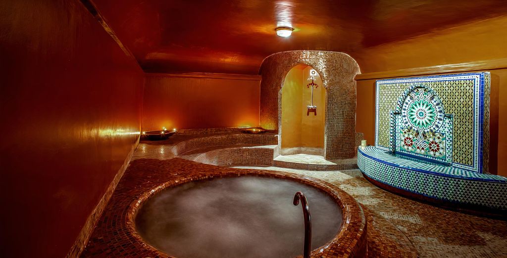 Dellarosa Boutique Hotel 4*