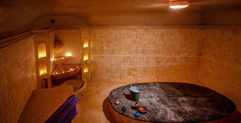Dellarosa Boutique Hotel 4*