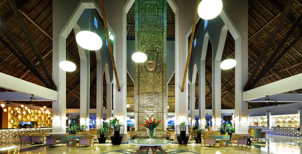 Grand Palladium White Sand Resort & Spa 5*