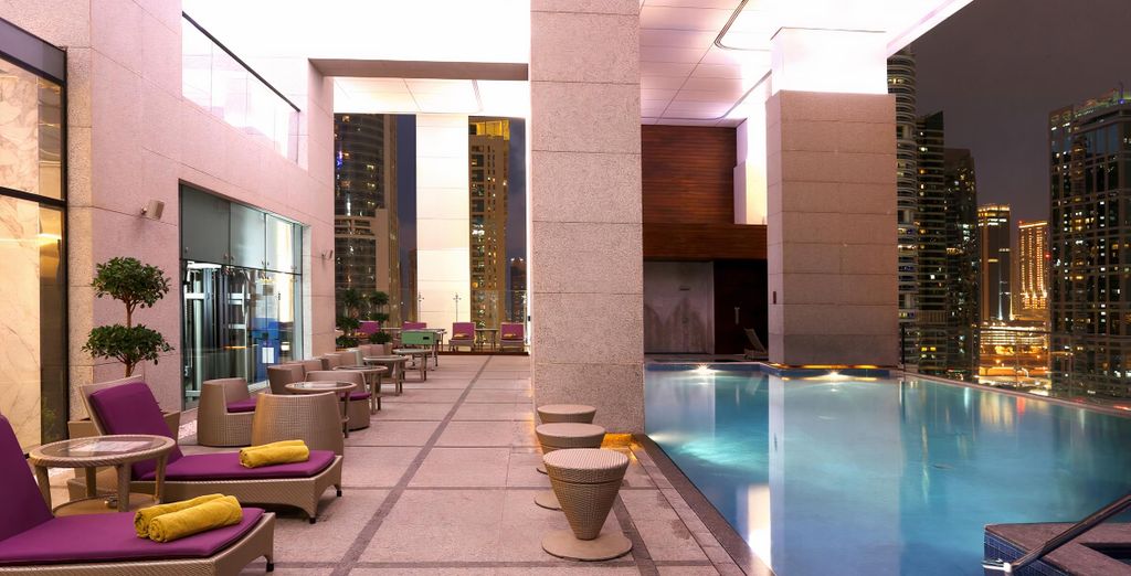 Bonnington Jumeirah Lakes Towers 5*