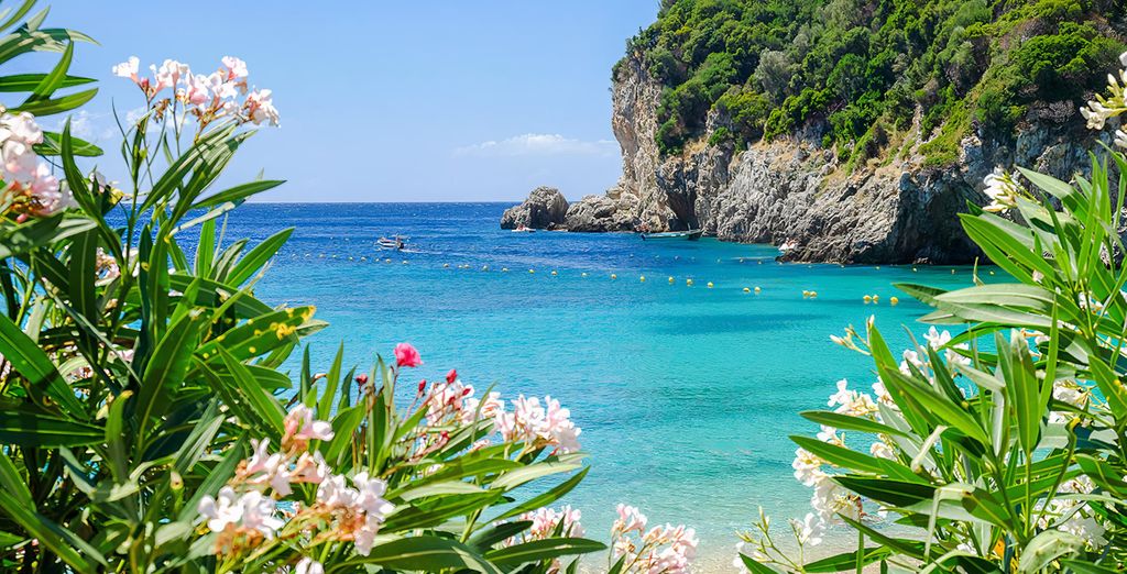 Robolla Beach Hotel 4*