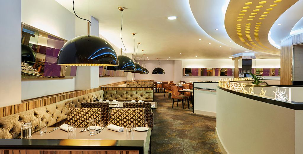 Novotel London West Hotel 4*