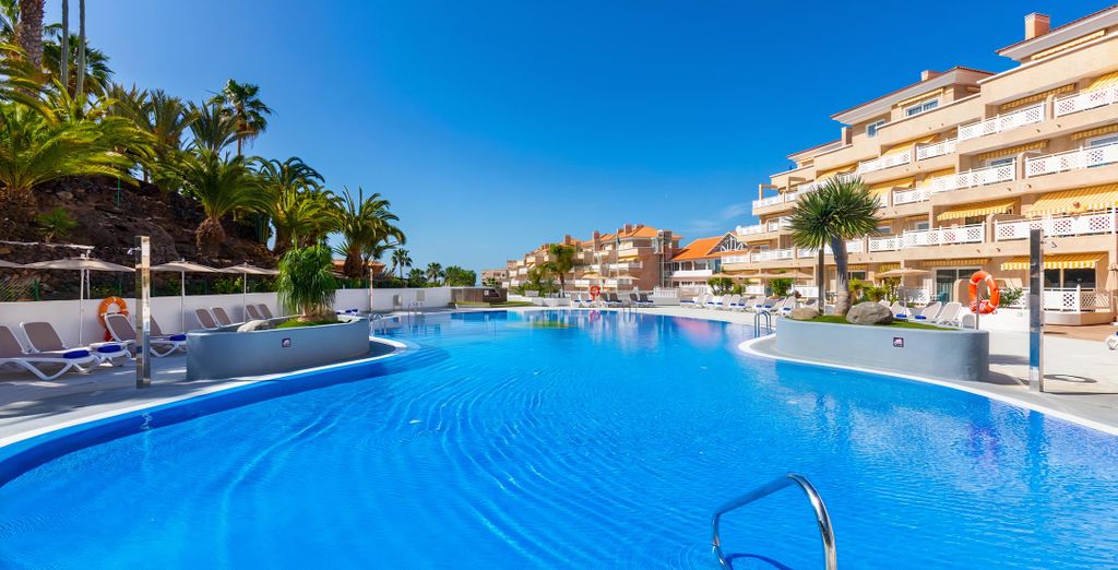 Tropical Park Hotel 4*