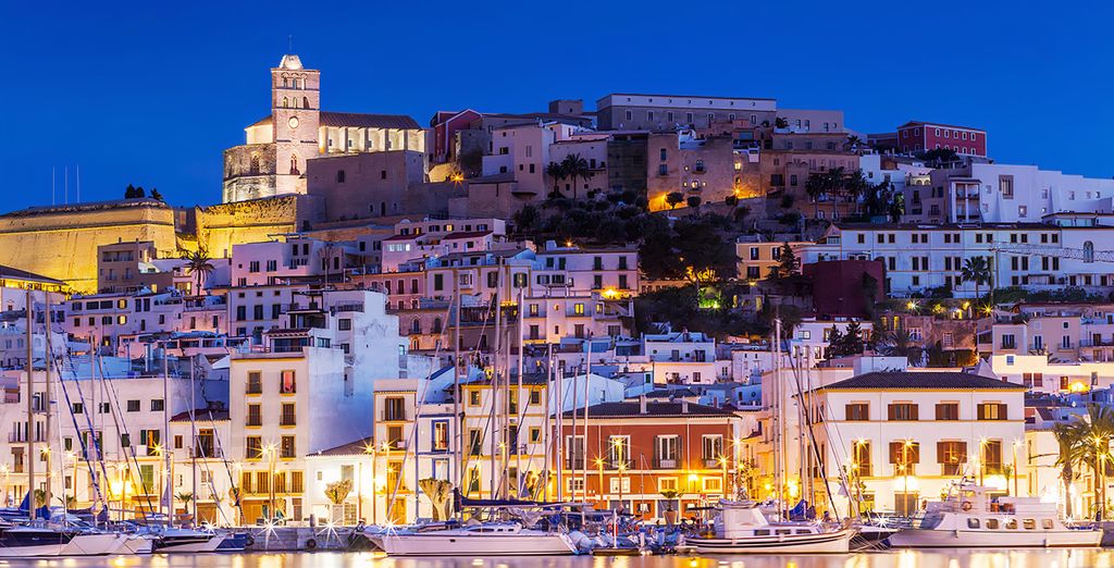 Hotel Aguas De Ibiza 5*