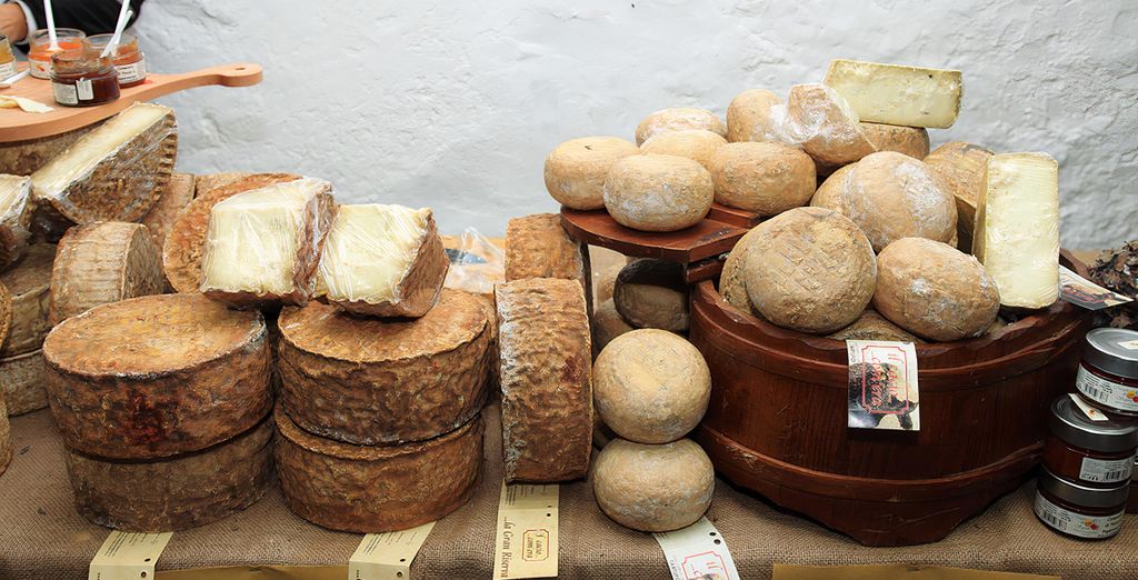 Tour "Vie del tartufo e Barolo"