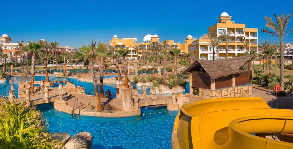 Playazimbali Hotel 4*