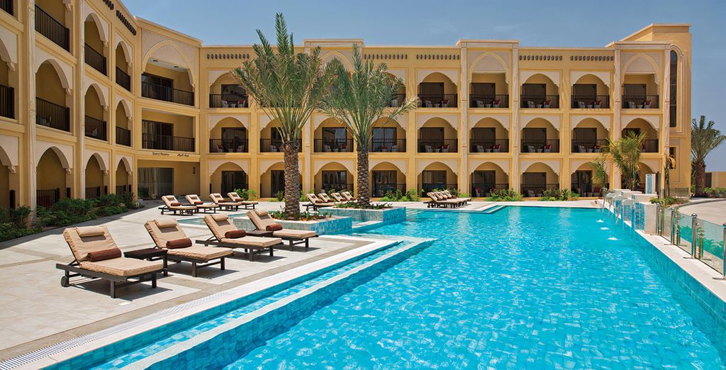 Doubletree By Hilton Resort & Spa Marjan Island 5* con possibile estensione a Dubai