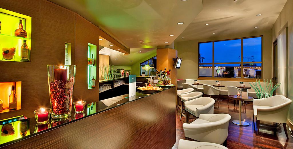 UNAHOTELS Napoli 4*