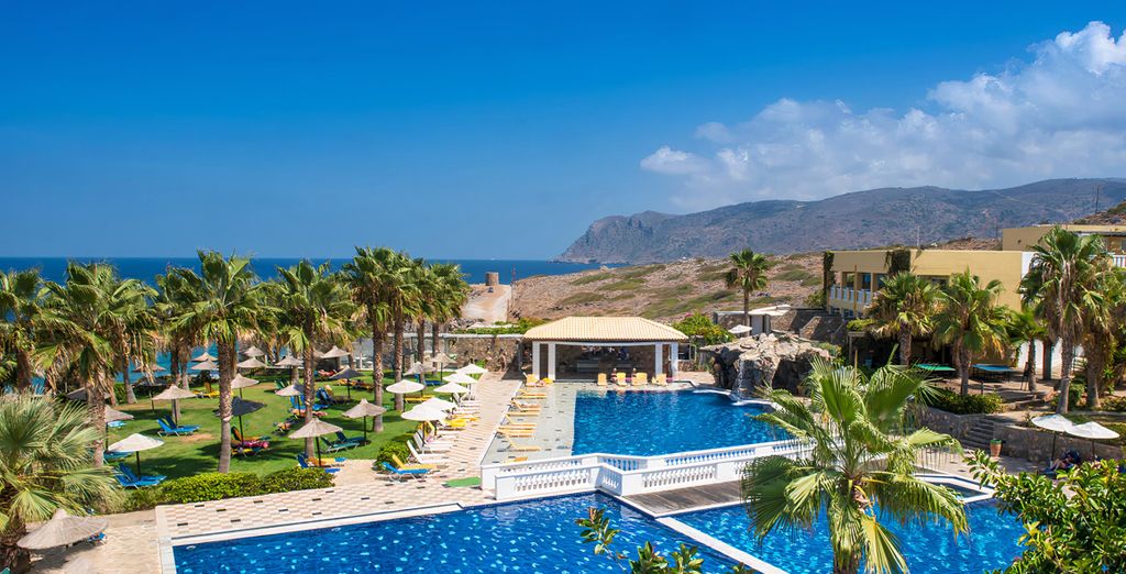 Radisson Blu Beach Resort 5*