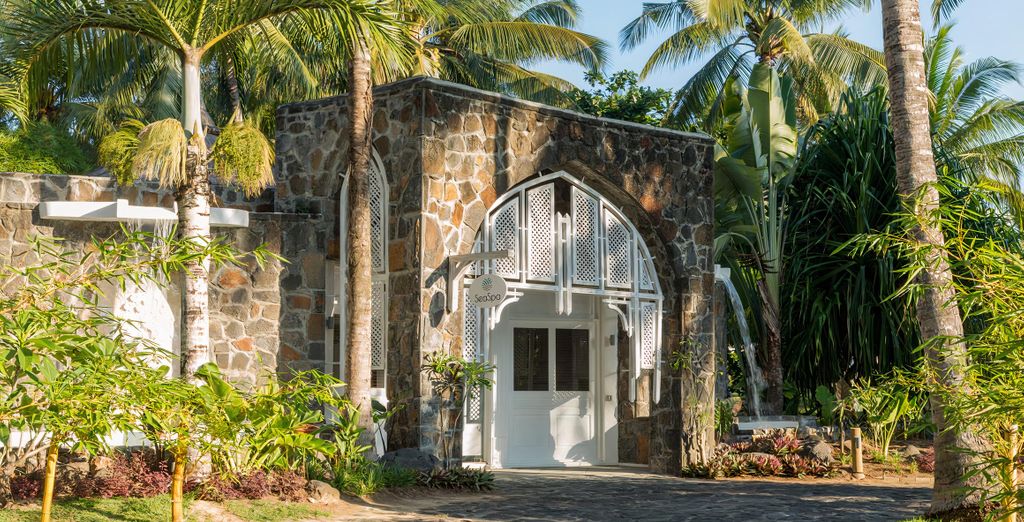 Combinato Chalets Chamarel & Seasense Boutique Hotel & Spa 5*