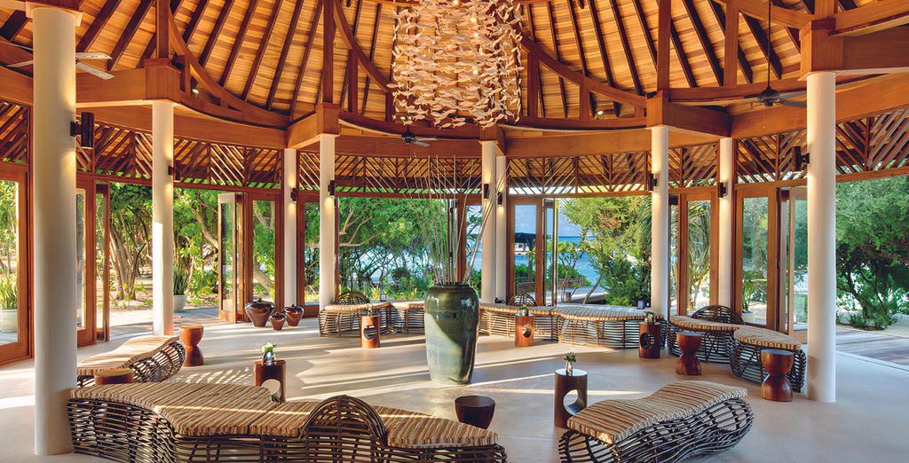 Hideaway Beach Resort & Spa 5*