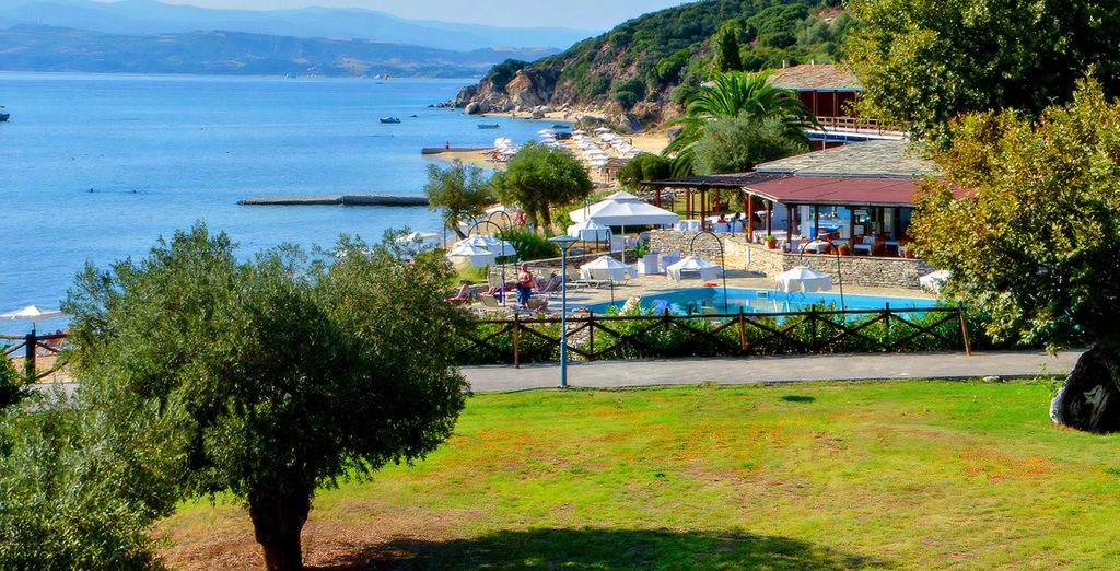 Xenia Ouranoupolis Hotel 4*